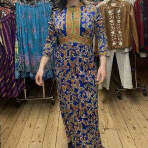 Vintage three-quarter sleeve dress